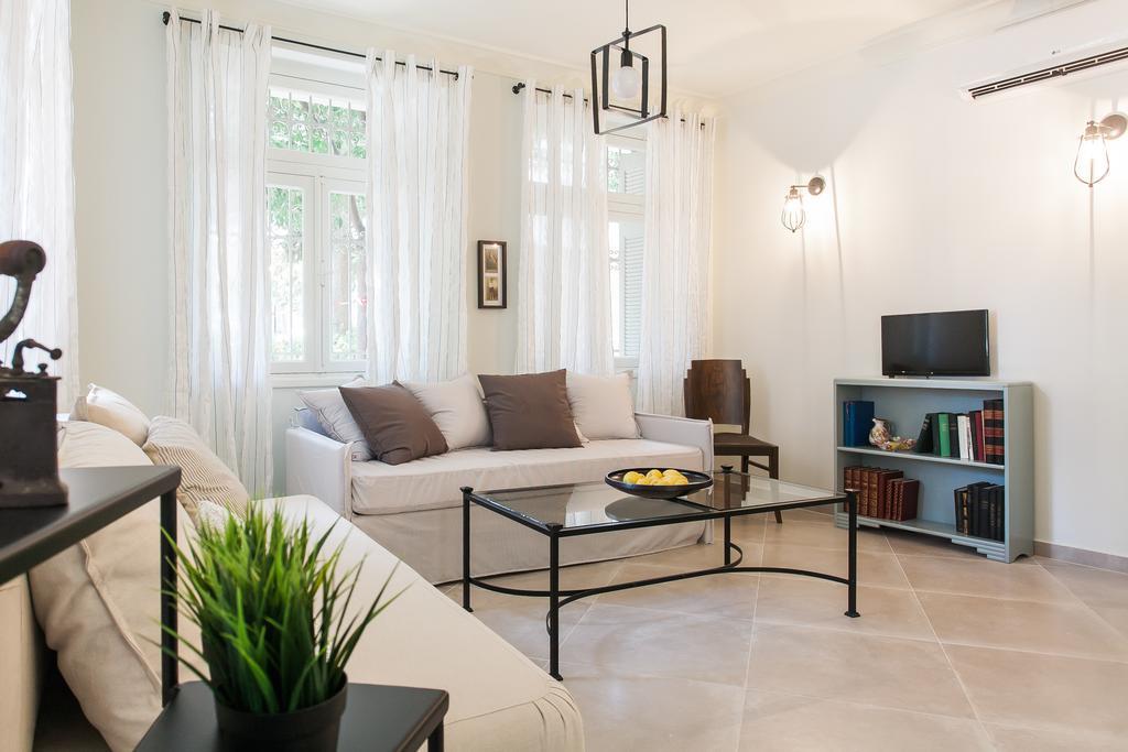 Апартаменты 1930'S Athenian House By Yha Экстерьер фото
